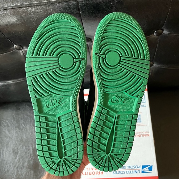 Jordan 1 High OG GS‎ “Pine Green 2.0” Sz 5.5Y / Women’s 7 - Picture 6 of 7